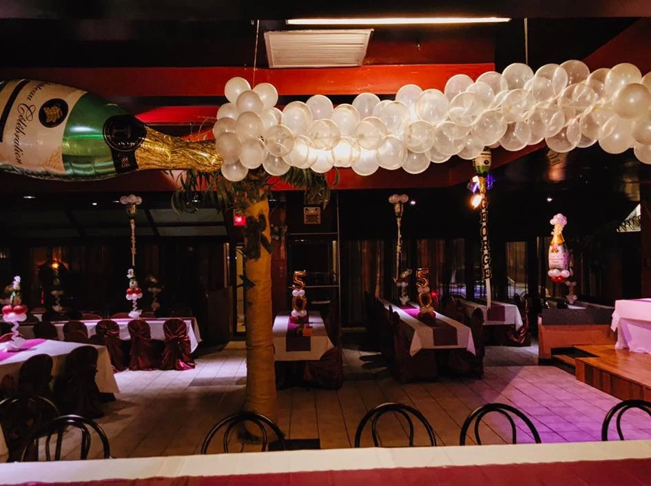 Montreal wedding venue at Caribbean Paradise — decorated for a reception